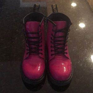 Girls size 2 hot pink patent leather Dr Martens